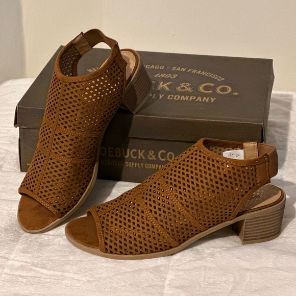 New Roebuck & Co. Vida Cognac Woman’s Open Toe Slingback Block Heel Sandles - Picture 10 of 11